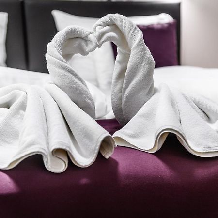 Az Idill Hotel Cserszegtomaj Ngoại thất bức ảnh