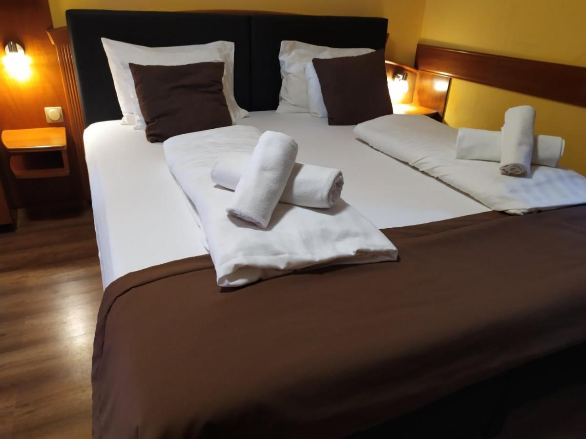 Az Idill Hotel Cserszegtomaj Ngoại thất bức ảnh